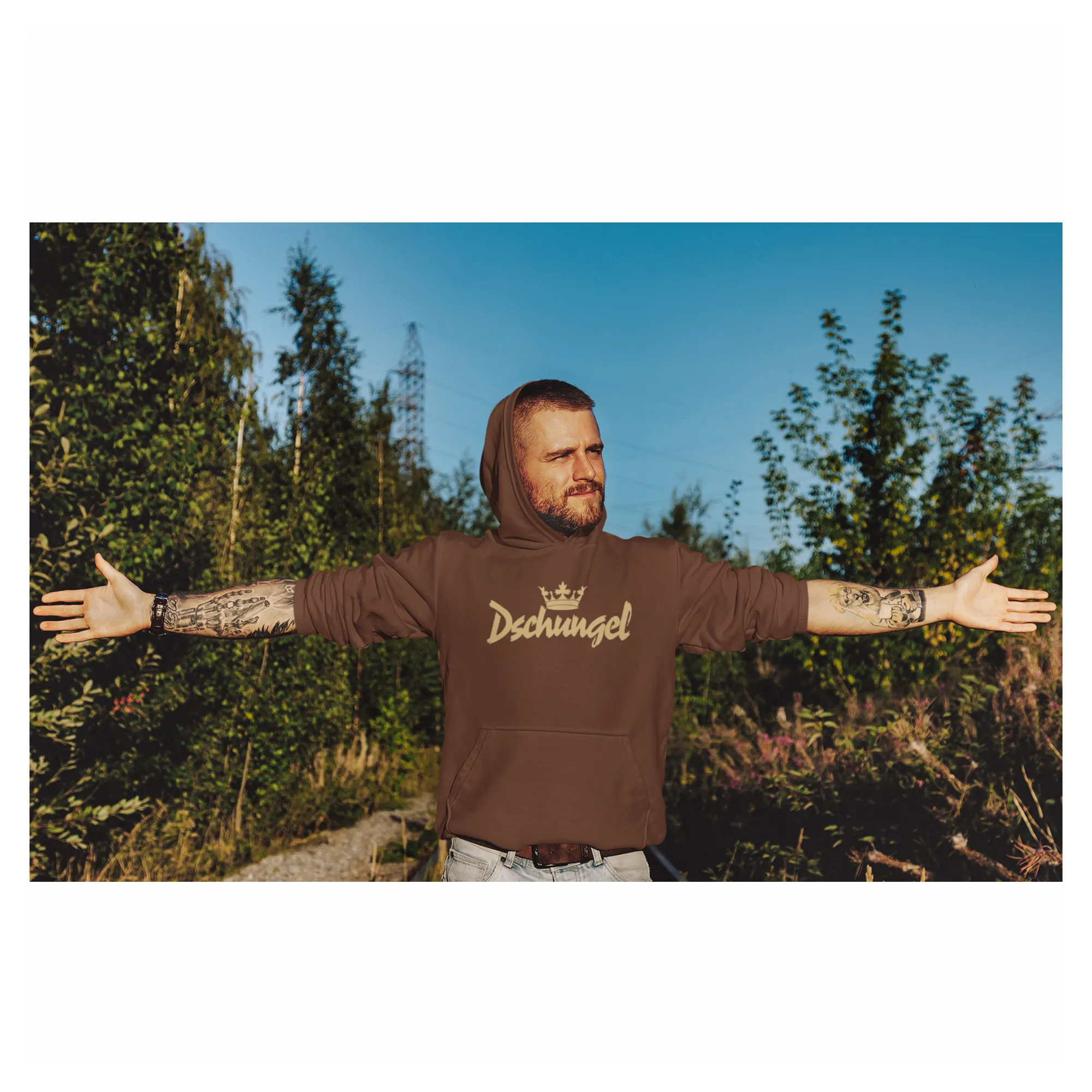 BIGTIME Dschungel Camp Dschungel König*in Hoodie Unisex braun Front #farbe_braun