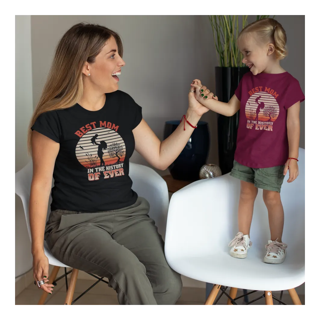 BIGTIME Muttertag Best Mom - History T-Shirt Kinder Burgundy Front #farbe_burgundy