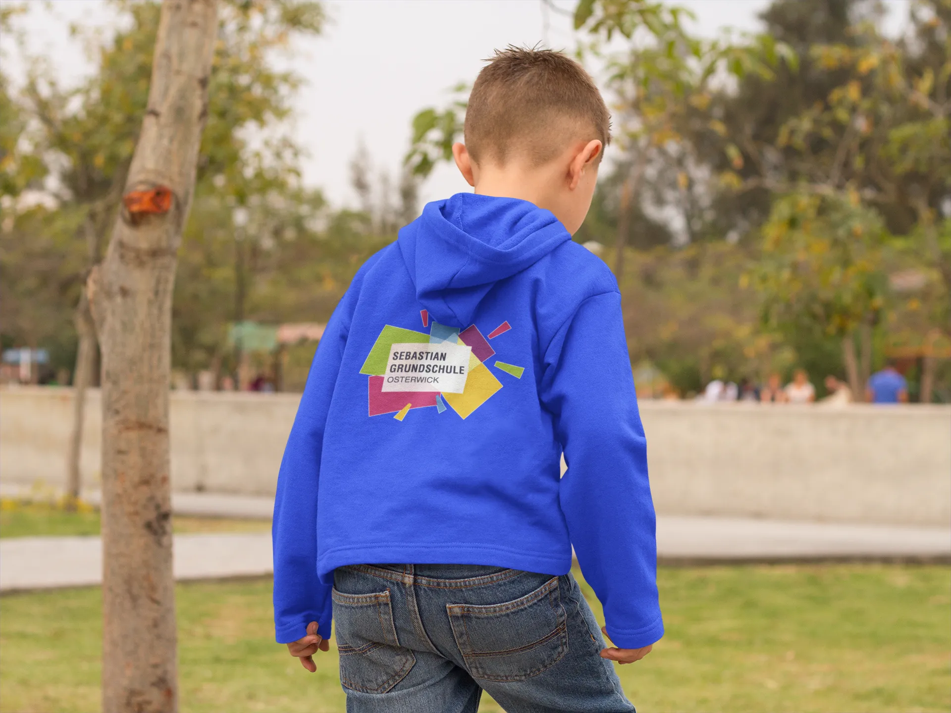 BIGTIME Sebastian Grundschule Kinder Hoodie Front