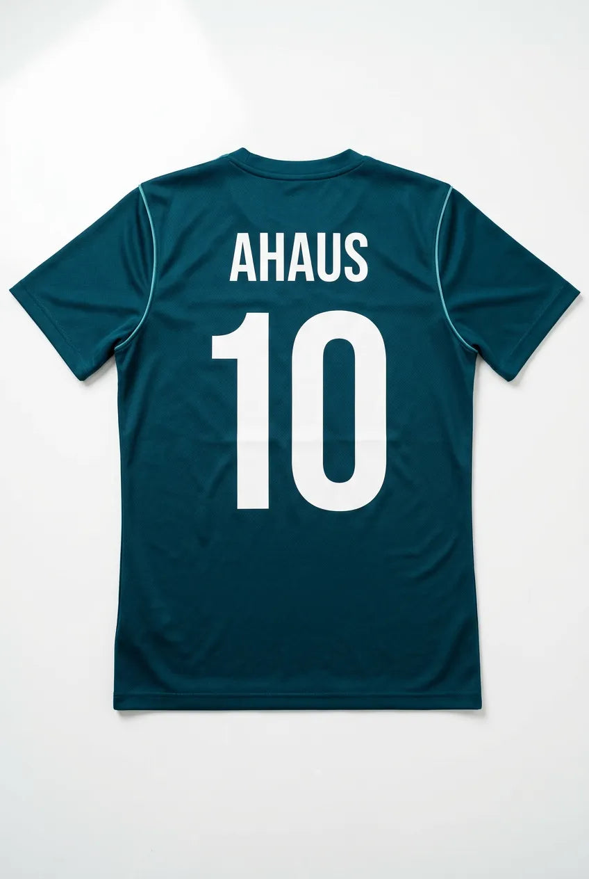 Trikot-Rückseite mit Spielername und Rückennummer – individuelle Beflockung