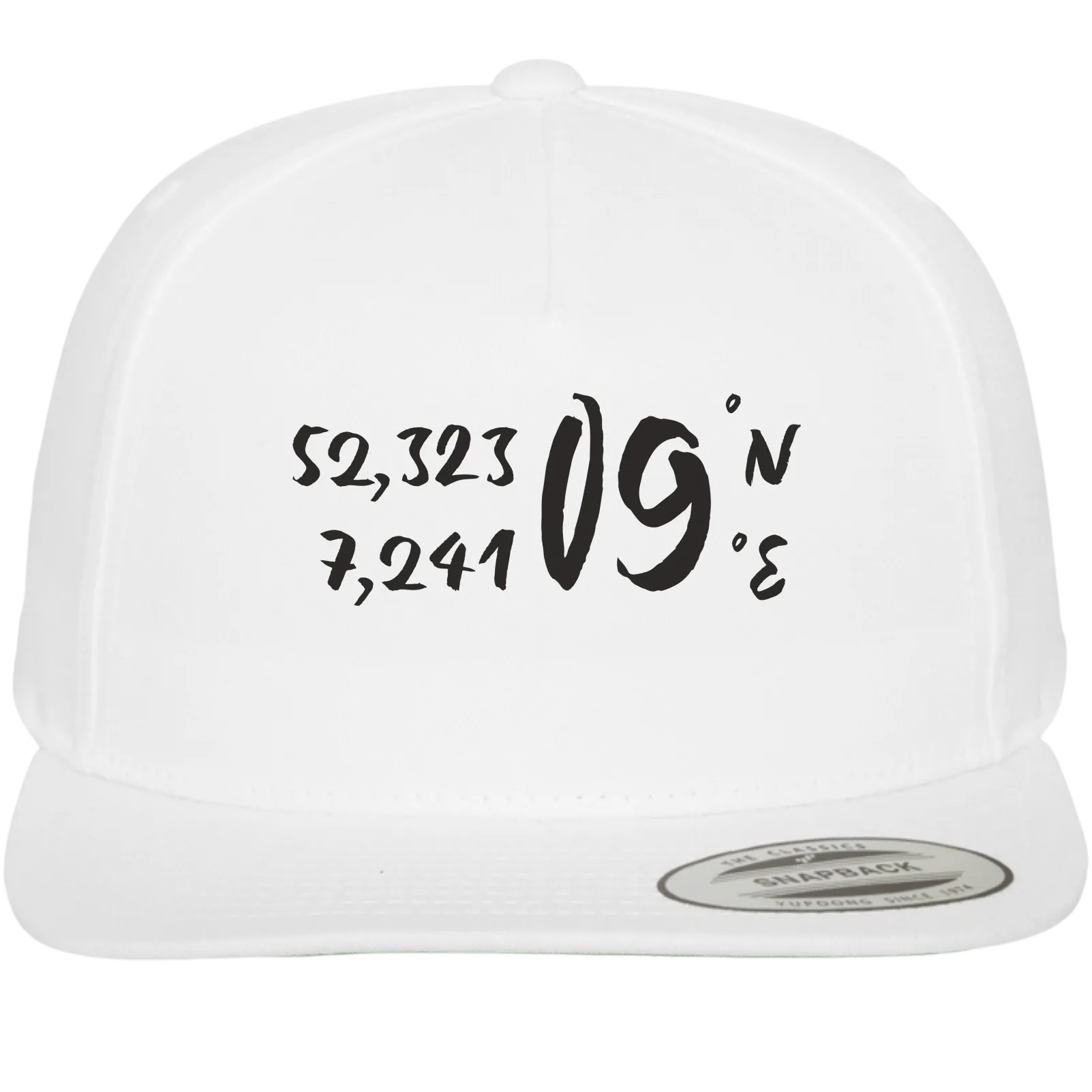 BIGTIME Flexfit Cap - FC09 - Koordinaten weiss Front #farbe_weiss