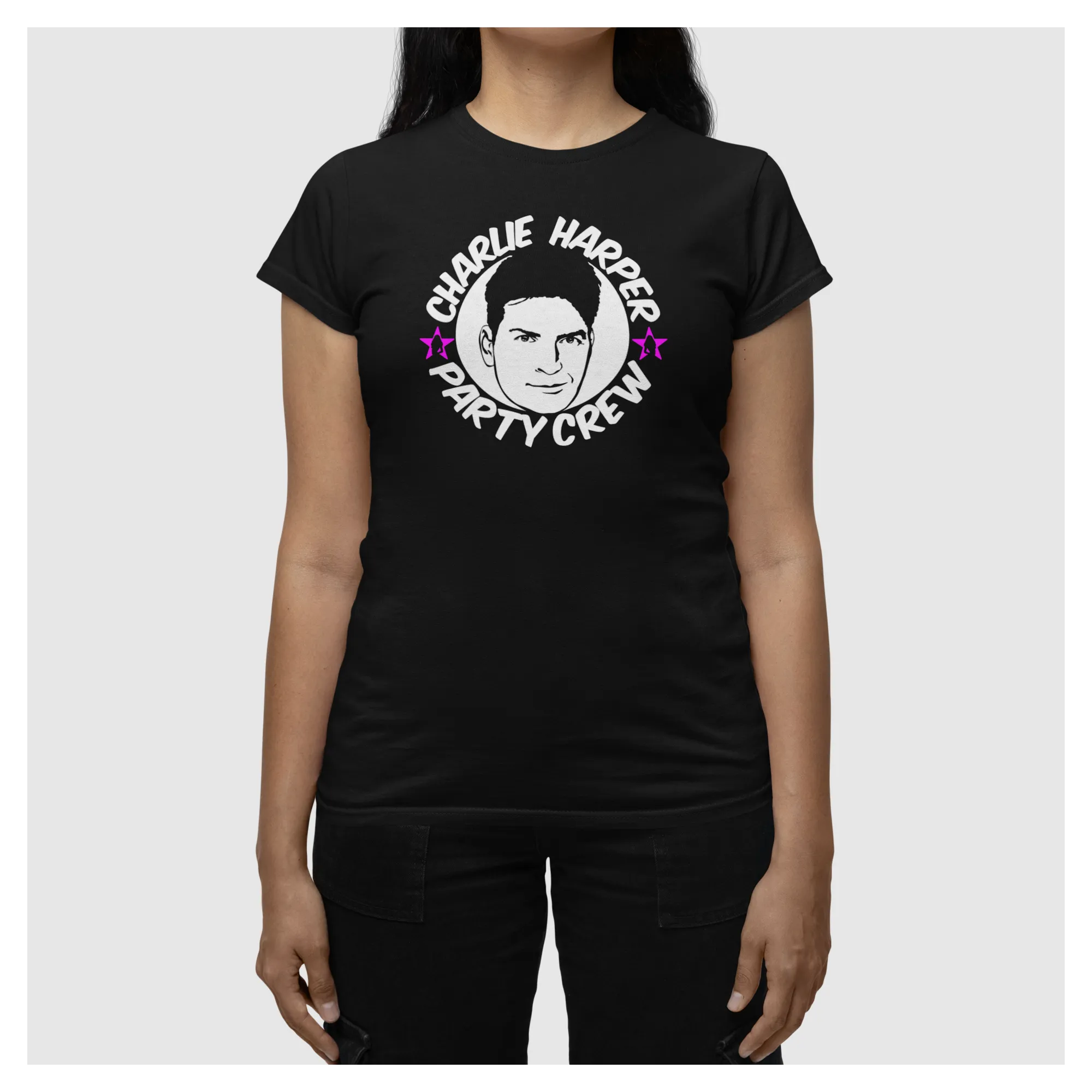 BIGTIME Filme & Serien Charlie Harper Party Crew Shirt lila T-Shirt Damen schwarz Front #farbe_schwarz