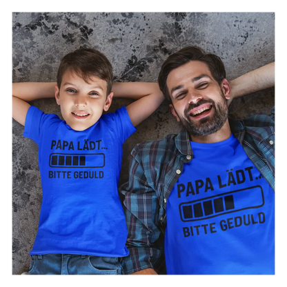 BIGTIME Vatertag Papa lädt T-Shirt Unisex Royalblau Front 